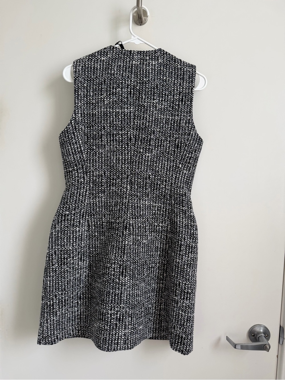 Theory Black & White Tweed Sleeveless Shift Dress - Picture 3 of 3